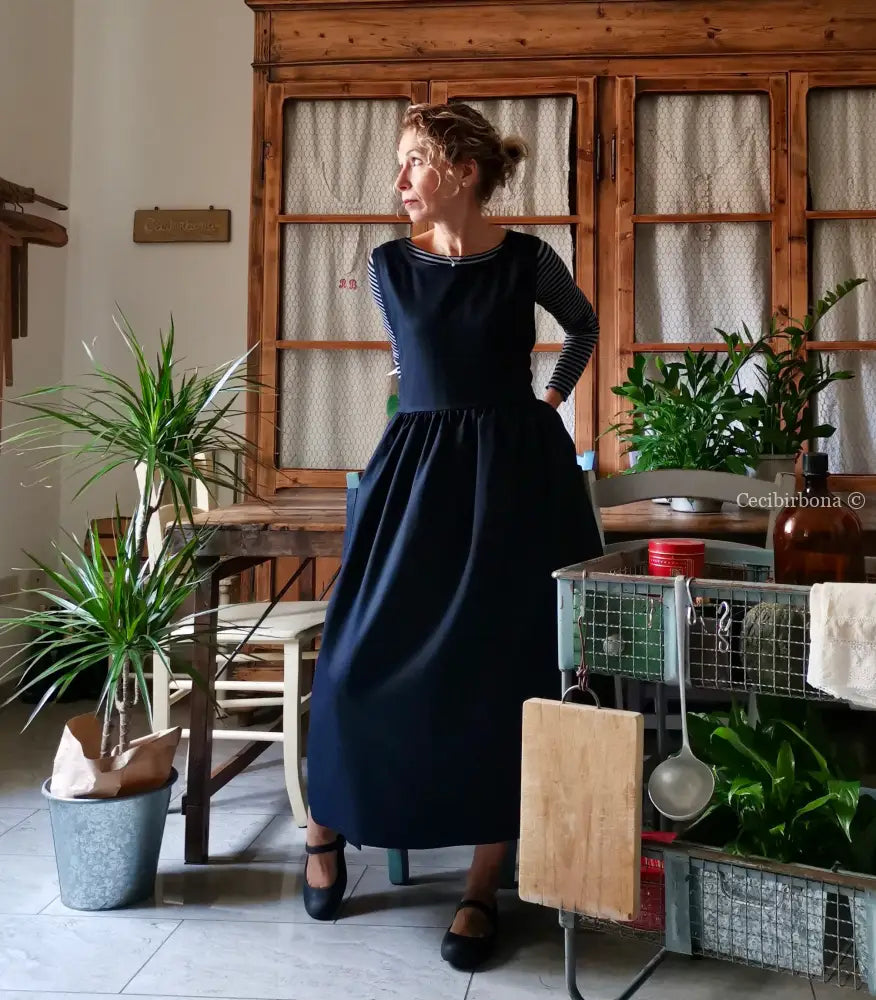 Grembiule in cotone spigato blu (Ref. 388) grembiule donna tessuti moderni