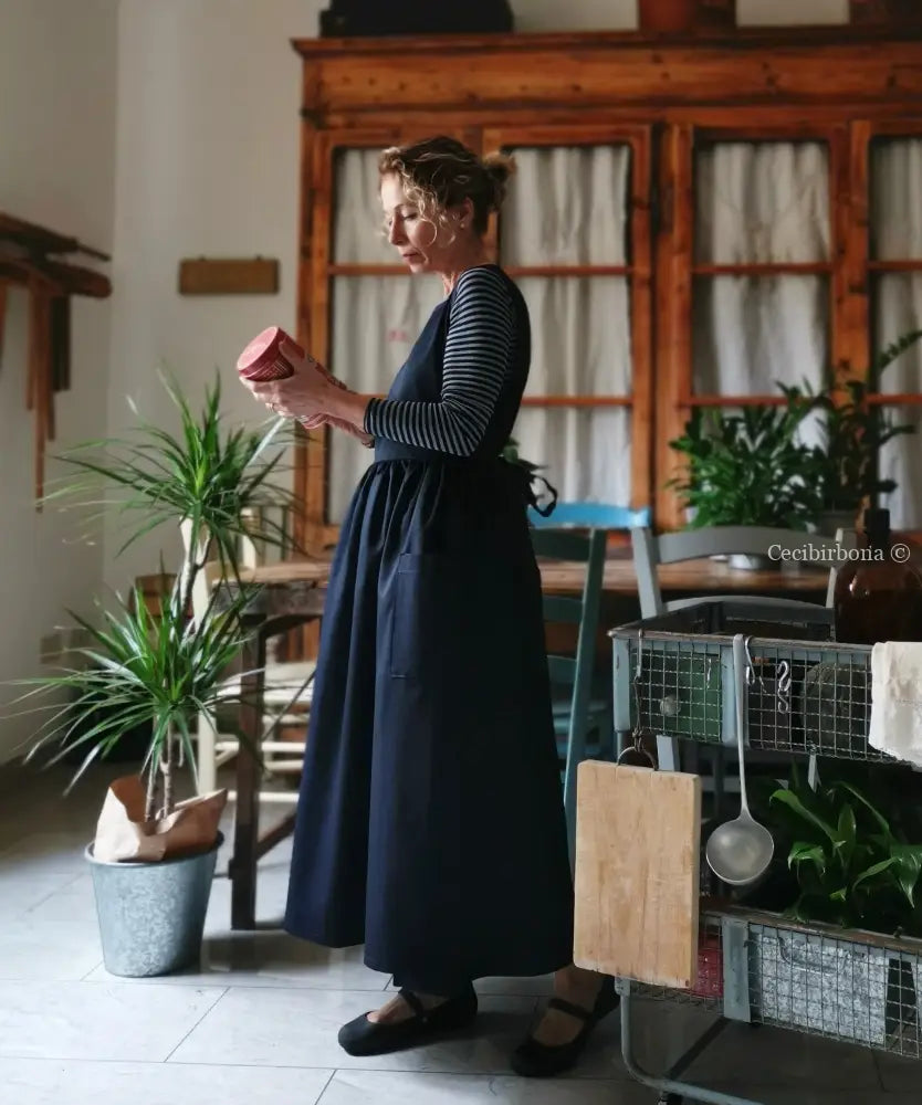 Grembiule in cotone spigato blu (Ref. 388) grembiule donna tessuti moderni