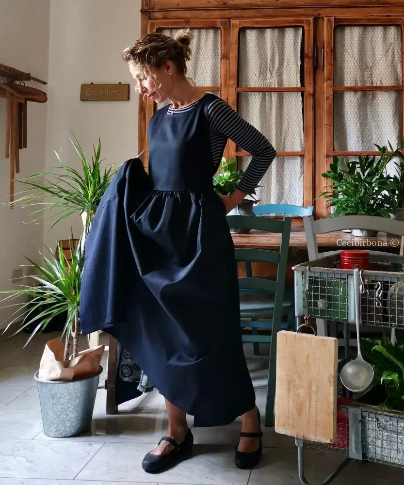 Grembiule in cotone spigato blu (Ref. 388) grembiule donna tessuti moderni