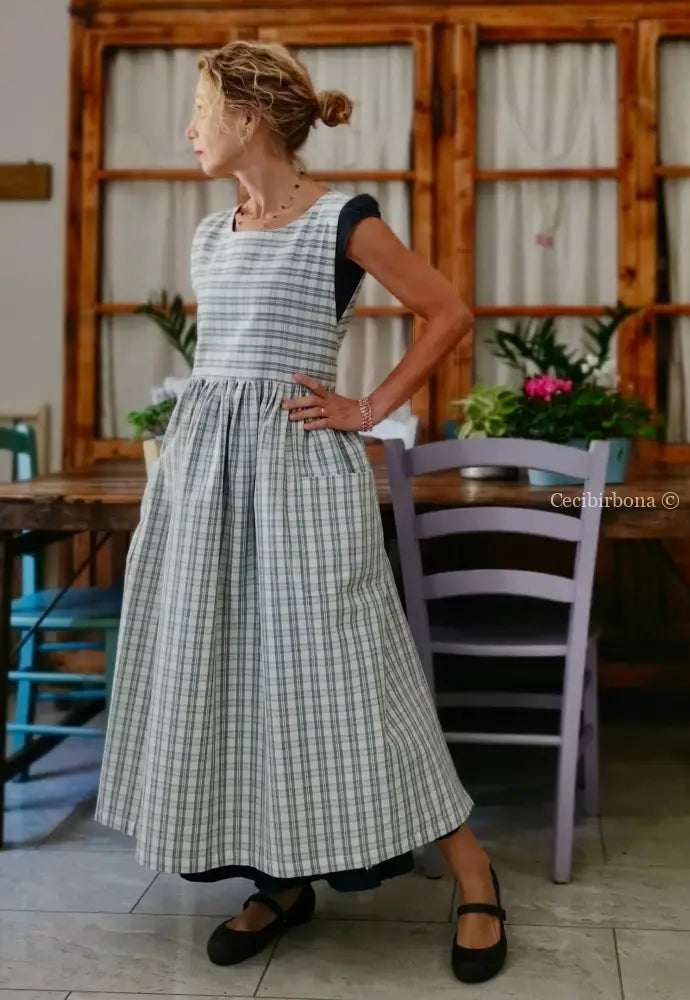 Grembiule in cotone tartan celeste e panna (Ref. 311) grembiule donna tessuti moderni