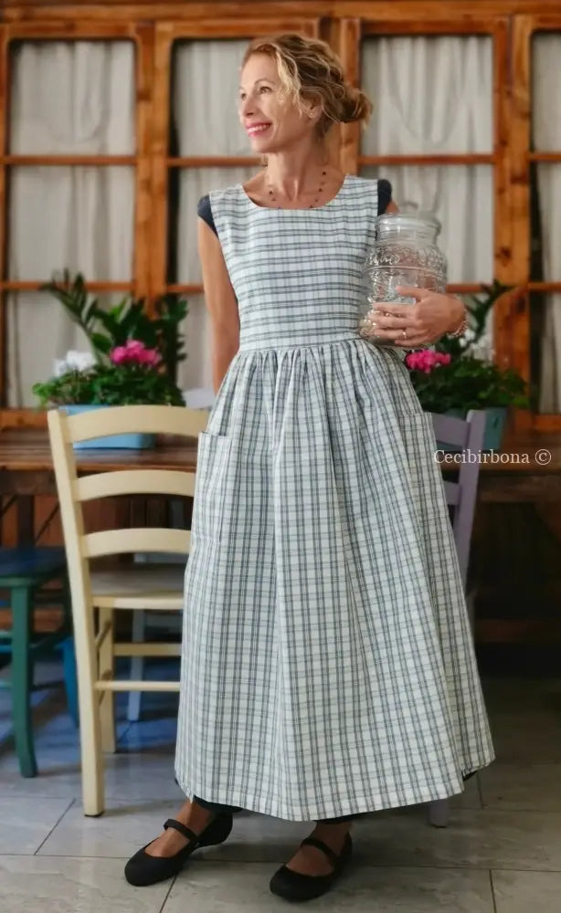 Grembiule in cotone tartan celeste e panna (Ref. 311) grembiule donna tessuti moderni