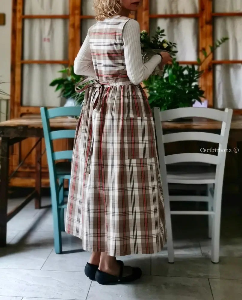 Grembiule in cotone tartan marrone (Ref. 378) grembiule donna tessuti moderni