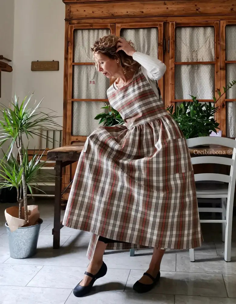 Grembiule in cotone tartan marrone (Ref. 378) grembiule donna tessuti moderni