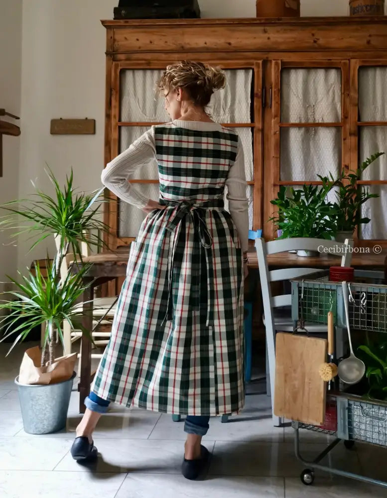 Grembiule in cotone tartan verde (Ref. 379) grembiule donna tessuti moderni