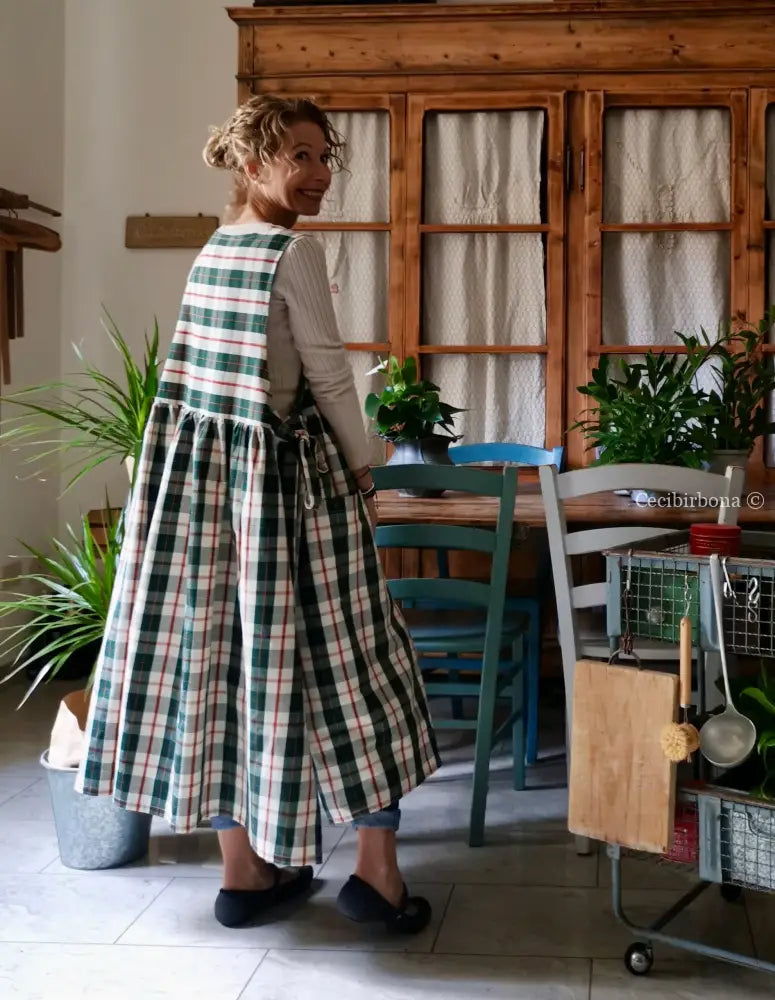 Grembiule in cotone tartan verde (Ref. 379) grembiule donna tessuti moderni