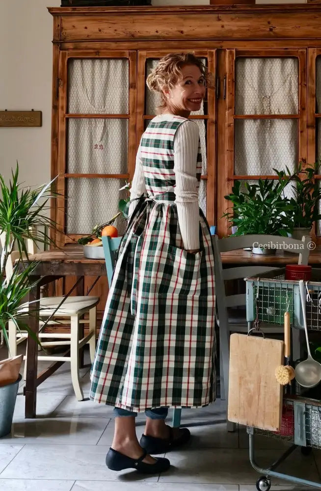 Grembiule in cotone tartan verde (Ref. 379) grembiule donna tessuti moderni