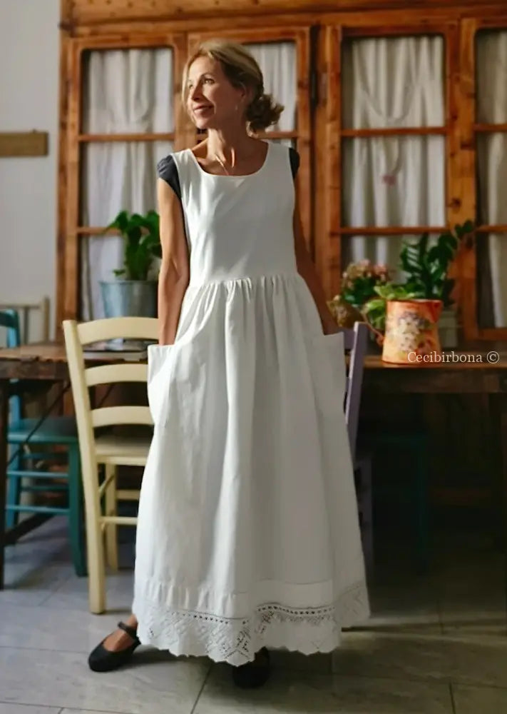 Grembiule in cotone vintage con balza all’uncinetto (Ref. 184)