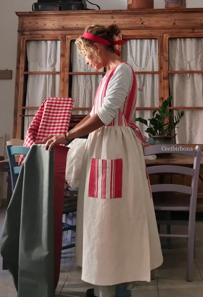 Grembiule in cotone vintage con dettagli in tessuto da materassi grembiule donna antico