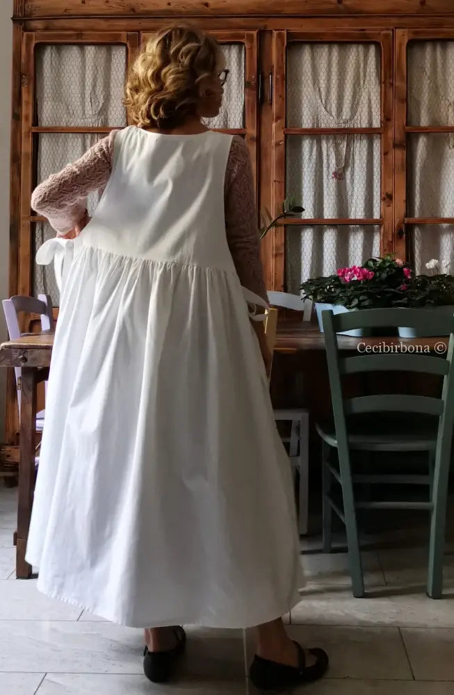 Grembiule in cotone vintage con le margherite (Rif. 156) grembiule donna in tessuto antico