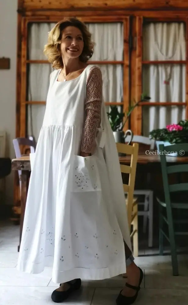 Grembiule in cotone vintage con le margherite (Rif. 156) grembiule donna in tessuto antico