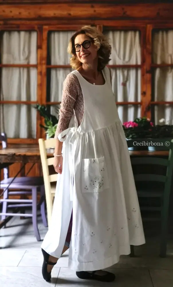 Grembiule in cotone vintage con le margherite (Rif. 156) grembiule donna in tessuto antico