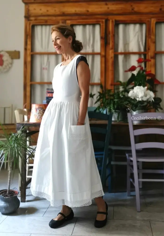 Grembiule in cotone vintage con pizzo e monogramma TS (Ref. 499) grembiule donna tessuti antichi