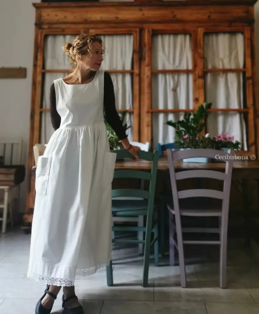 Grembiule in cotone vintage con pizzo (Ref. 56) grembiule donna tessuti antichi