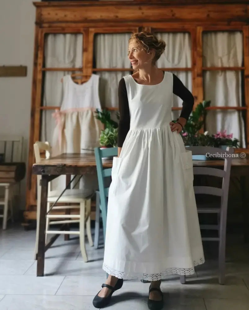 Grembiule in cotone vintage con pizzo (Ref. 56) grembiule donna tessuti antichi
