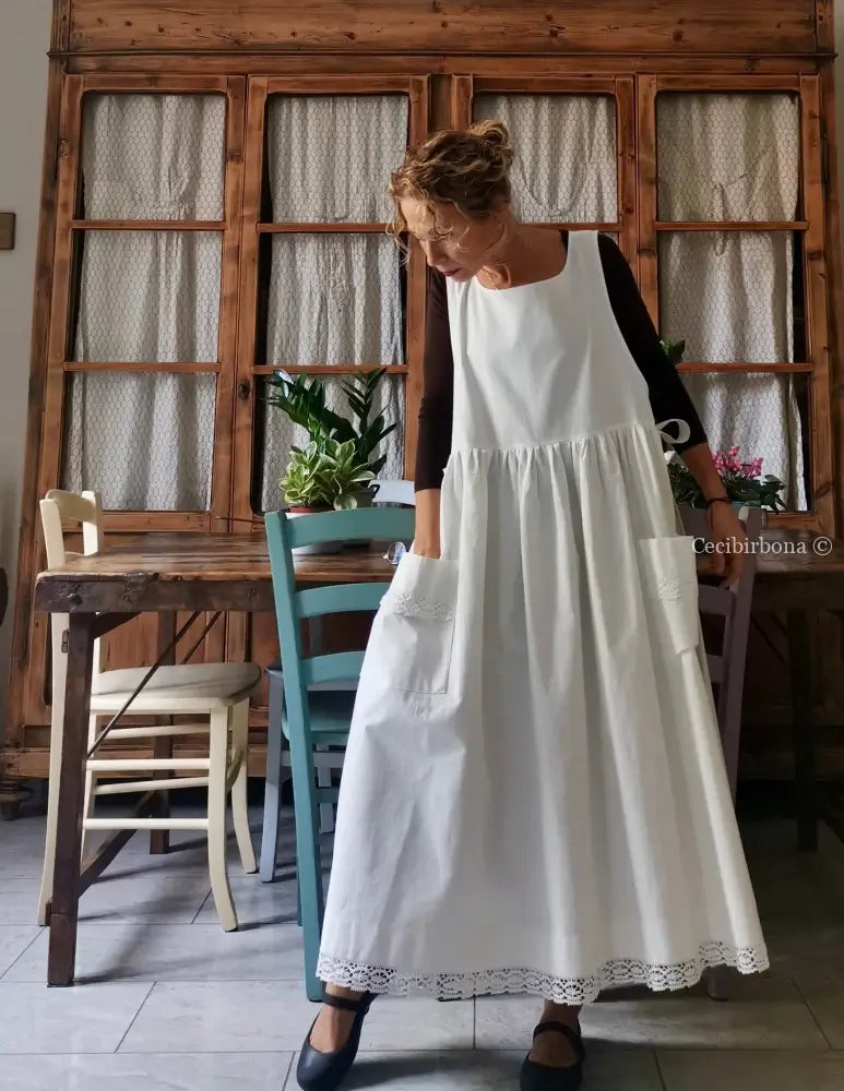 Grembiule in cotone vintage con pizzo (Ref. 56) grembiule donna tessuti antichi