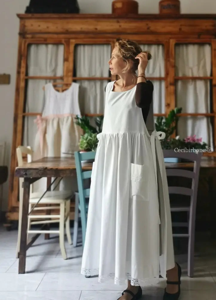 Grembiule in cotone vintage con pizzo (Ref. 56) grembiule donna tessuti antichi