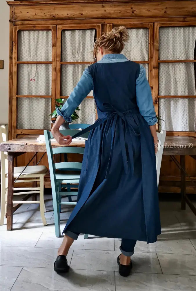 Grembiule in denim blu di lino (Ref. 400) grembiule donna tessuti moderni