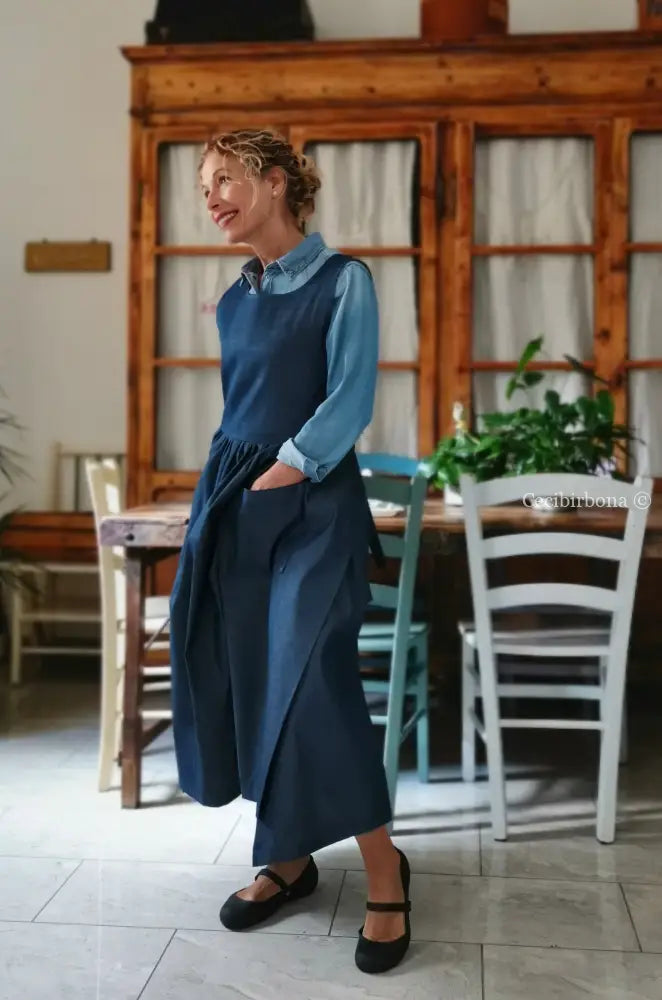 Grembiule in denim blu di lino (Ref. 400) grembiule donna tessuti moderni