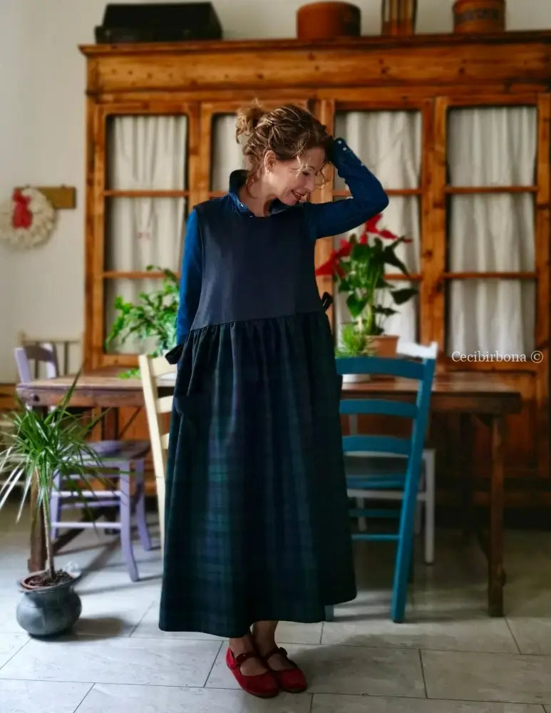 Grembiule in denim di lana e tartan blu e verde (Ref. 468) grembiule donna tessuti moderni