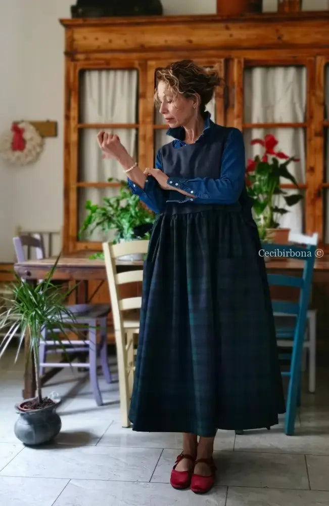 Grembiule in denim di lana e tartan blu e verde (Ref. 468) grembiule donna tessuti moderni