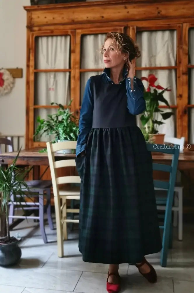 Grembiule in denim di lana e tartan blu e verde (Ref. 468) grembiule donna tessuti moderni