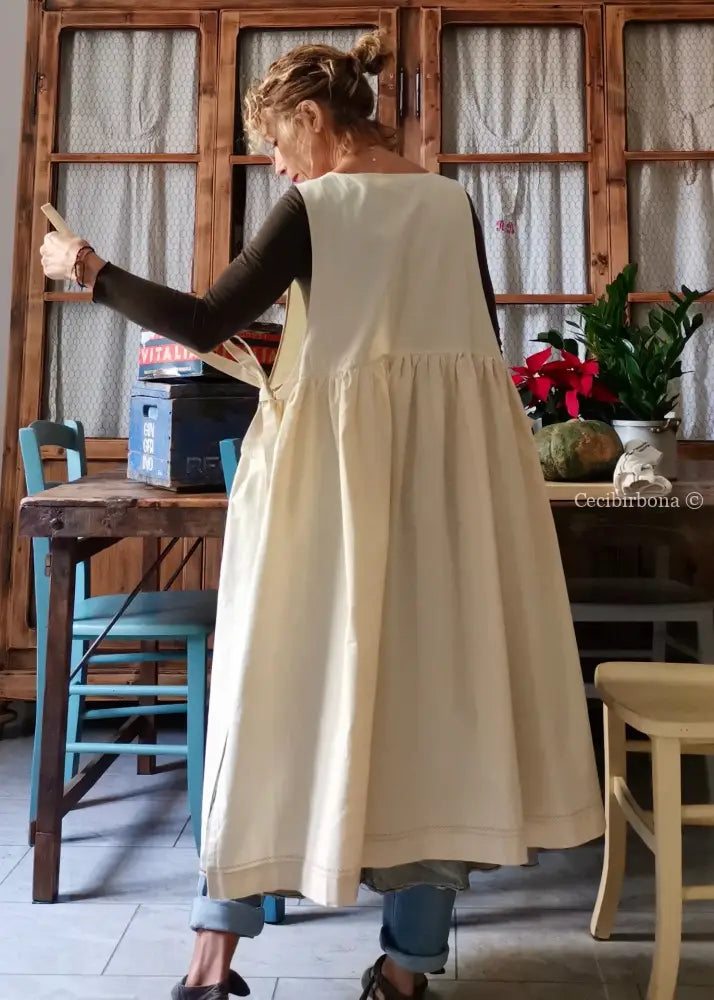 Grembiule in ghinea con monogramma rosa TM (Ref. 27) grembiule donna antico