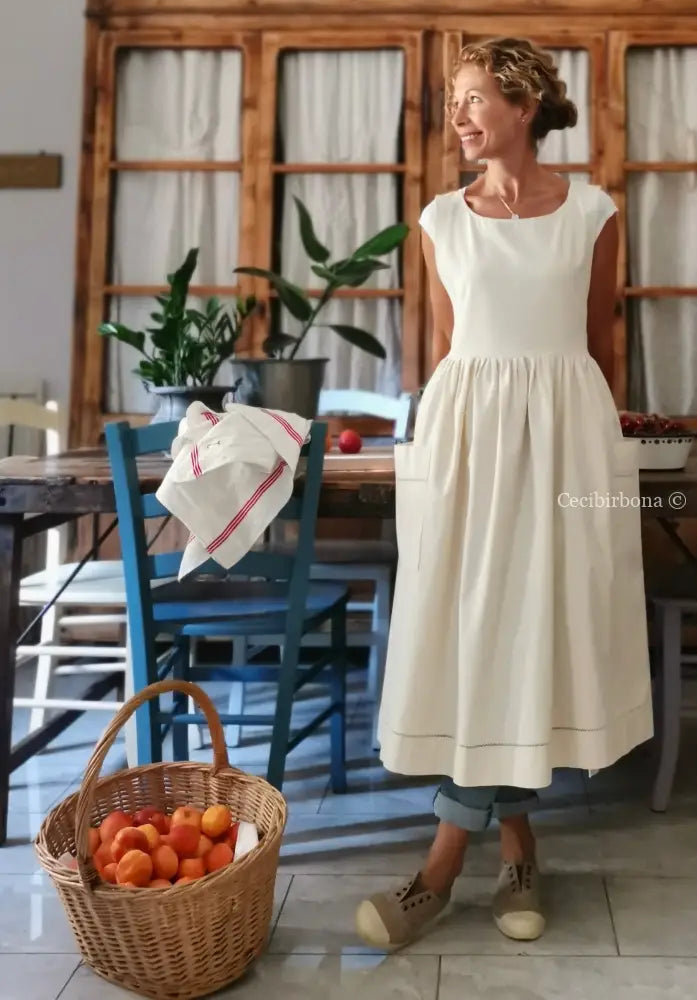 Grembiule in ghinea con sfilatura grembiule donna antico