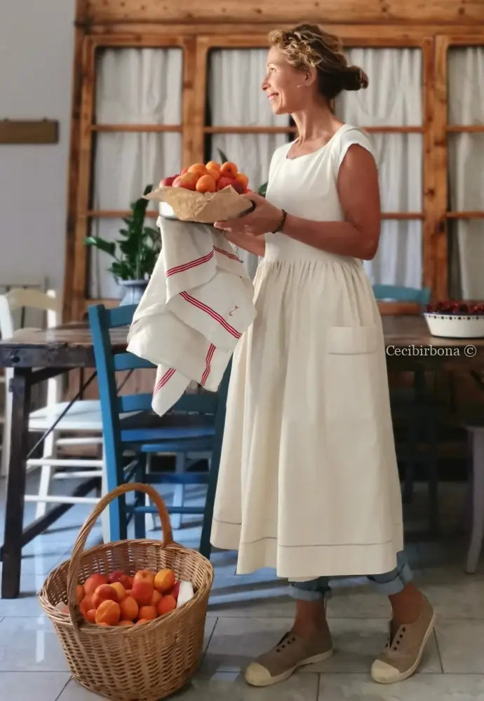 Grembiule in ghinea con sfilatura grembiule donna antico