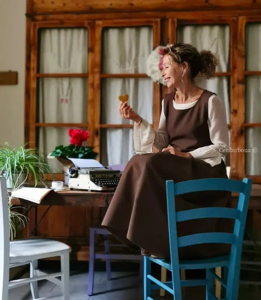 Grembiule in lana cacao (Ref. 442) grembiule donna tessuti moderni