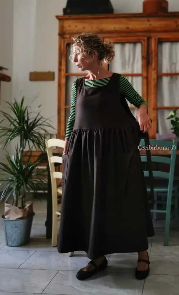 Grembiule in lana marrone (Ref. 407) grembiule donna tessuti moderni