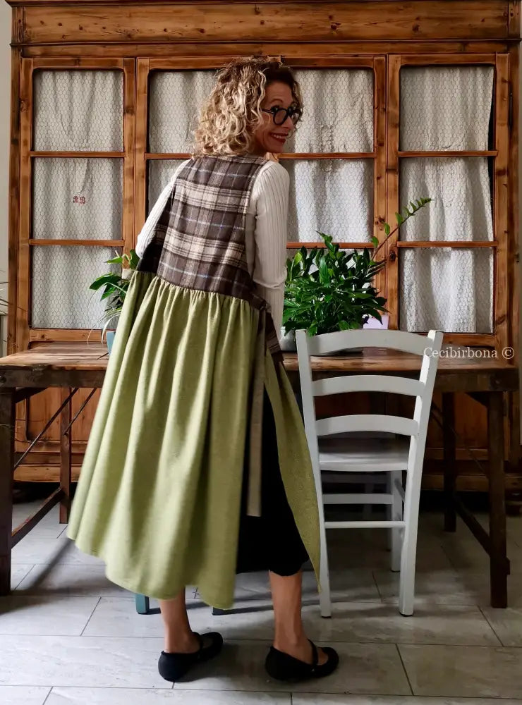Grembiule in lana patchwork verde marrone (Ref.384) grembiule donna tessuti moderni