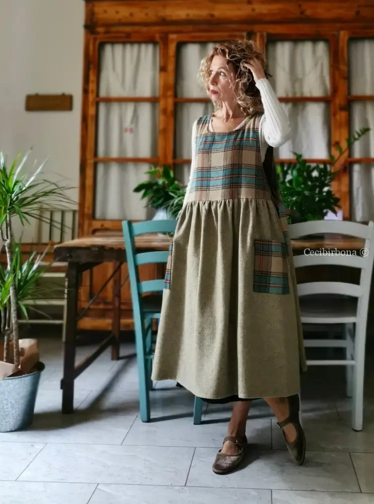 Grembiule in lana patchwork verde marrone (Ref.385) grembiule donna tessuti moderni