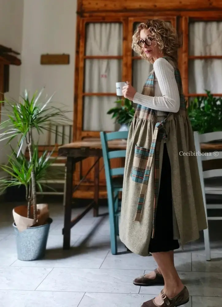 Grembiule in lana patchwork verde marrone (Ref.385) grembiule donna tessuti moderni