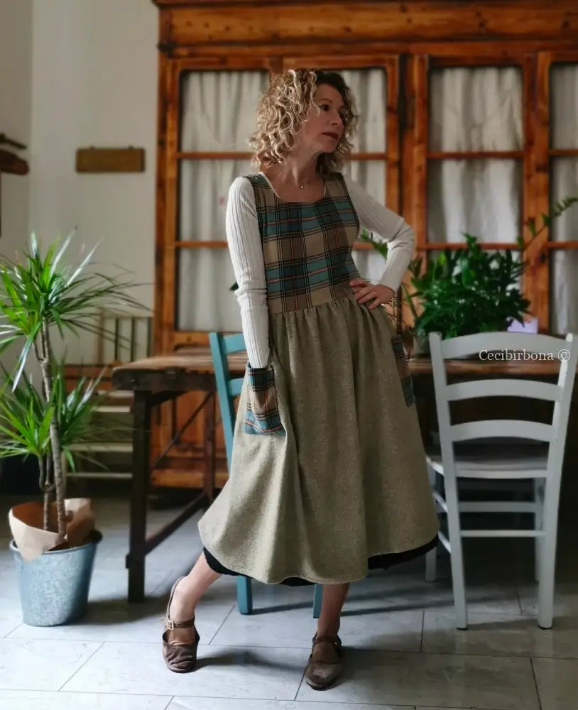 Grembiule in lana patchwork verde marrone (Ref.385) grembiule donna tessuti moderni