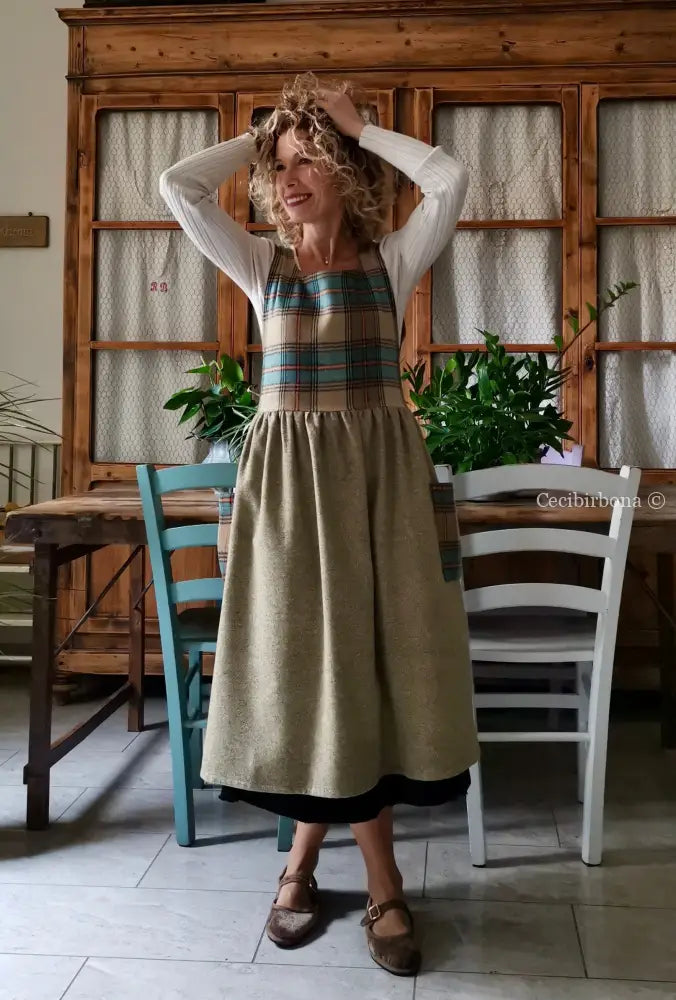 Grembiule in lana patchwork verde marrone (Ref.385) grembiule donna tessuti moderni