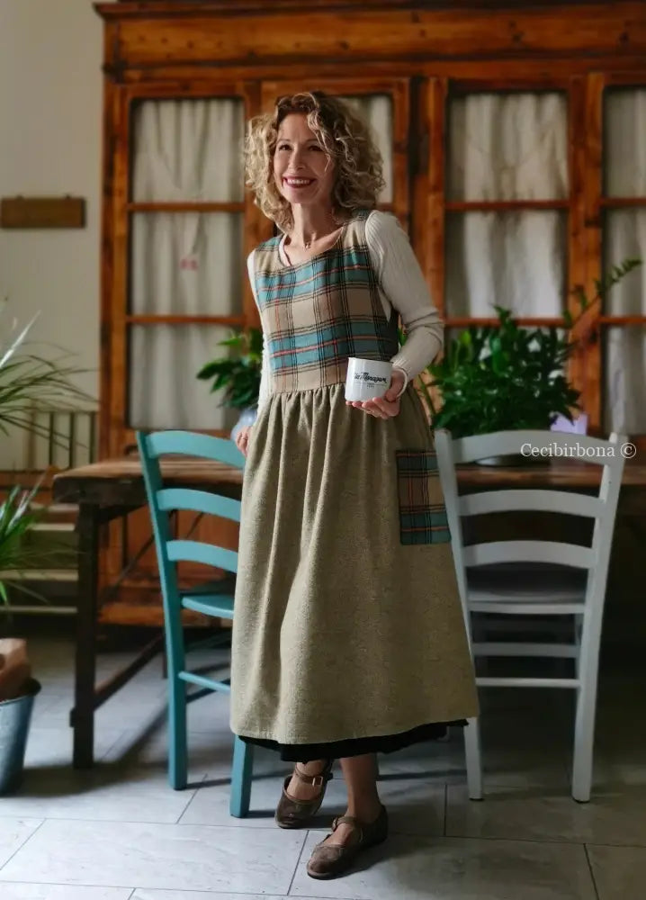 Grembiule in lana patchwork verde marrone (Ref.385) grembiule donna tessuti moderni