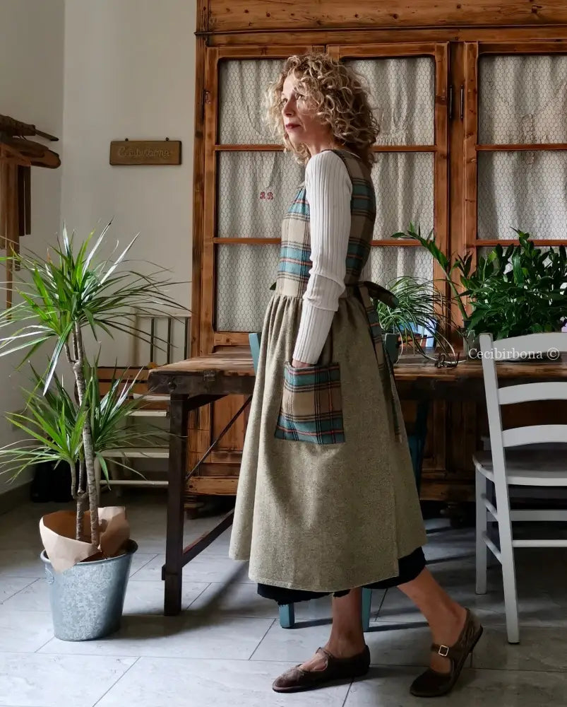 Grembiule in lana patchwork verde marrone (Ref.385) grembiule donna tessuti moderni