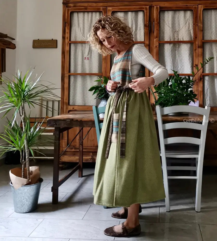 Grembiule in lana patchwork verde marrone (Ref.386) grembiule donna tessuti moderni