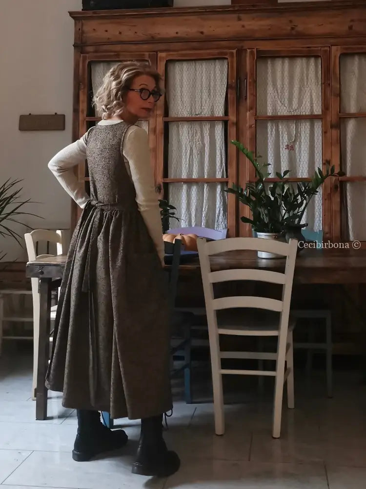 Grembiule in lana sale e pepe (Rif. 356) grembiule donna tessuti moderni