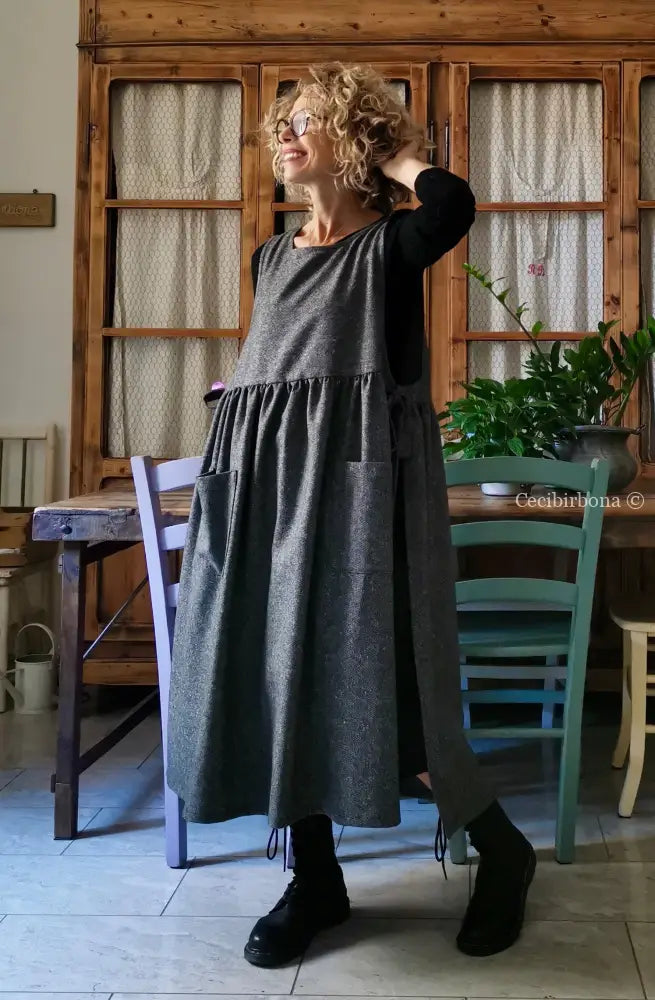 Grembiule in lana sale e pepe (Rif. 356) grembiule donna tessuti moderni
