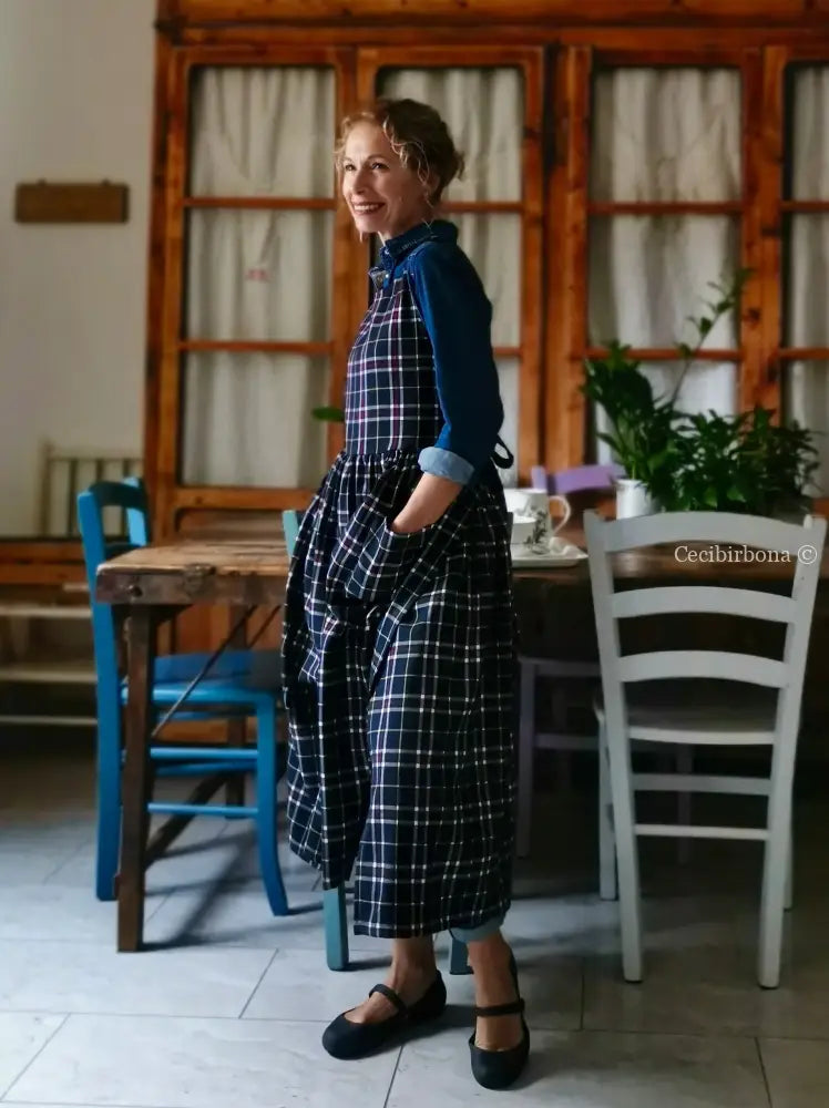 Grembiule in lana tartan blu (Ref. 366) Grembiule donna