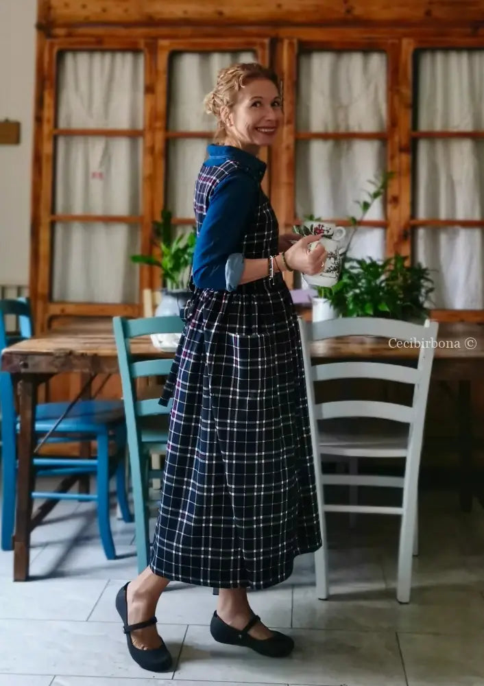 Grembiule in lana tartan blu (Ref. 366) Grembiule donna