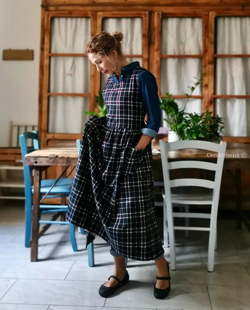 Grembiule in lana tartan blu (Ref. 366) Grembiule donna