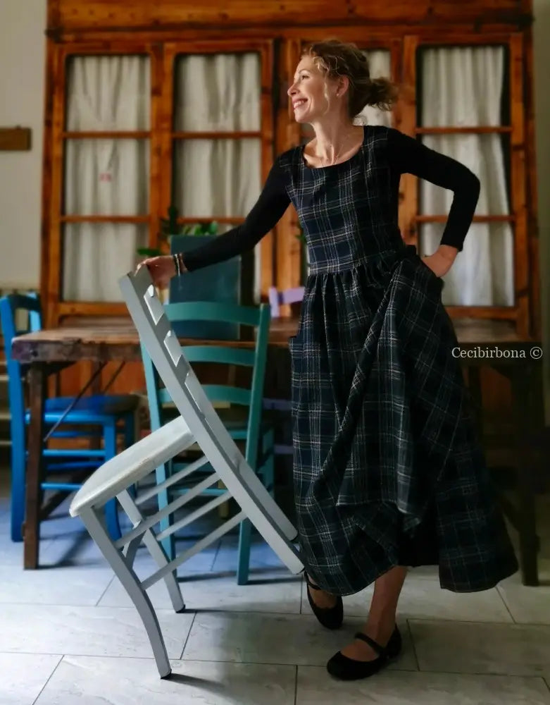 Grembiule in lana tartan nera (Ref. 368) grembiule donna tessuti moderni