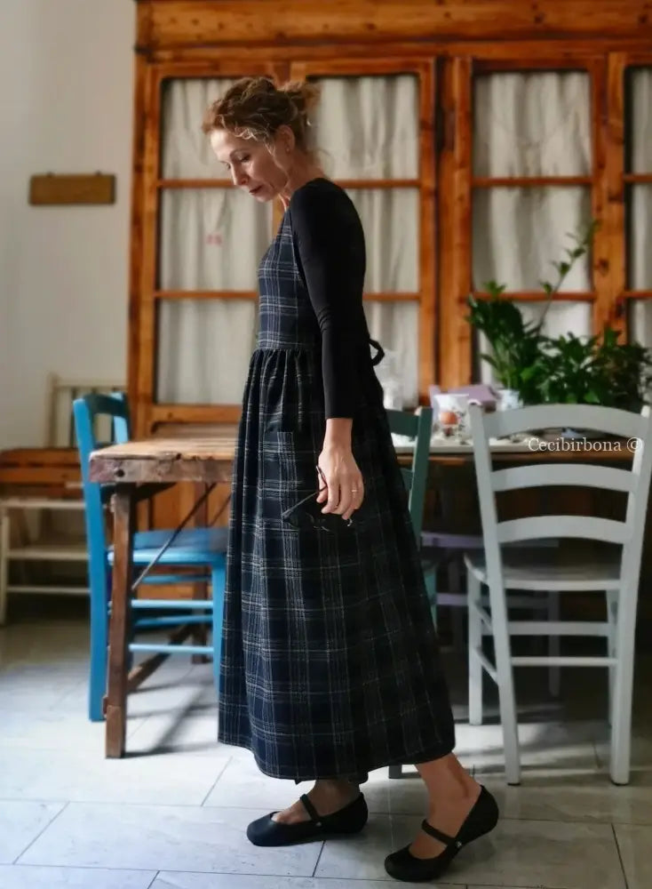 Grembiule in lana tartan nera (Ref. 368) grembiule donna tessuti moderni