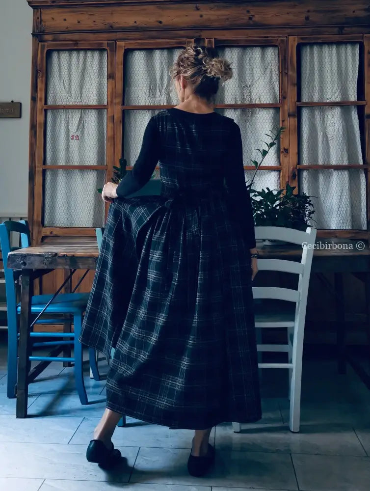 Grembiule in lana tartan nera (Ref. 368) grembiule donna tessuti moderni