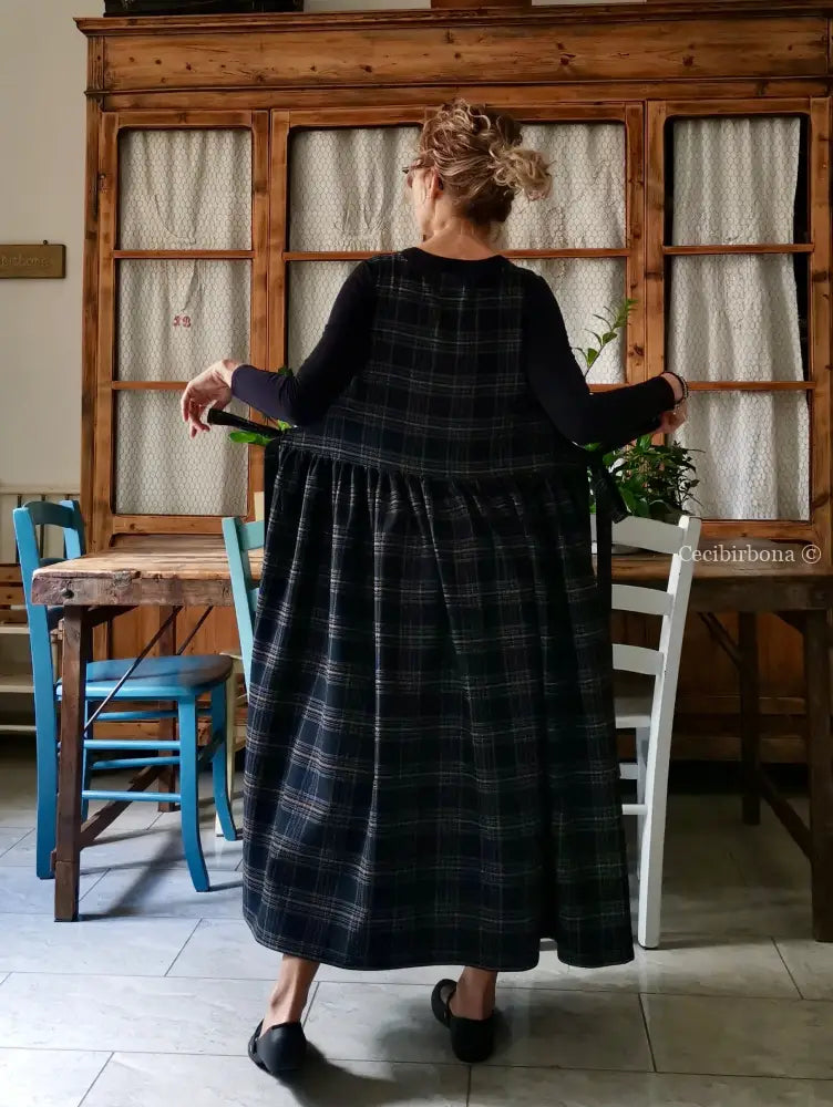 Grembiule in lana tartan nera (Ref. 368) grembiule donna tessuti moderni