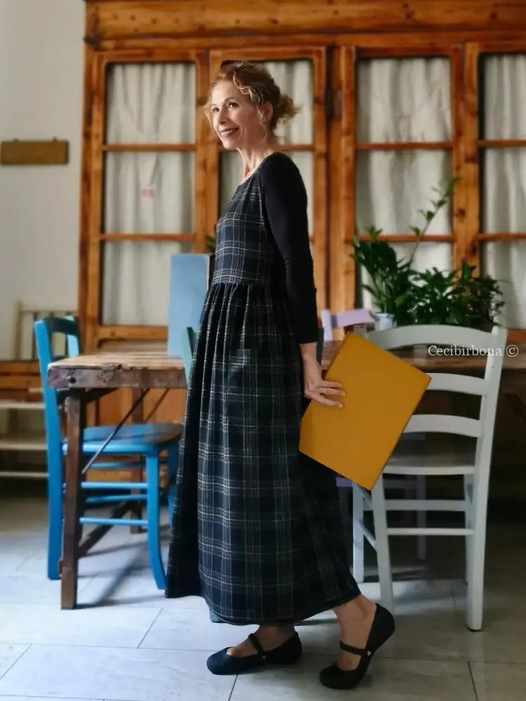 Grembiule in lana tartan nera (Ref. 368) grembiule donna tessuti moderni