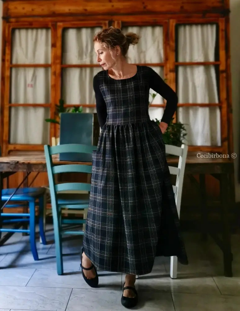 Grembiule in lana tartan nera (Ref. 368) grembiule donna tessuti moderni