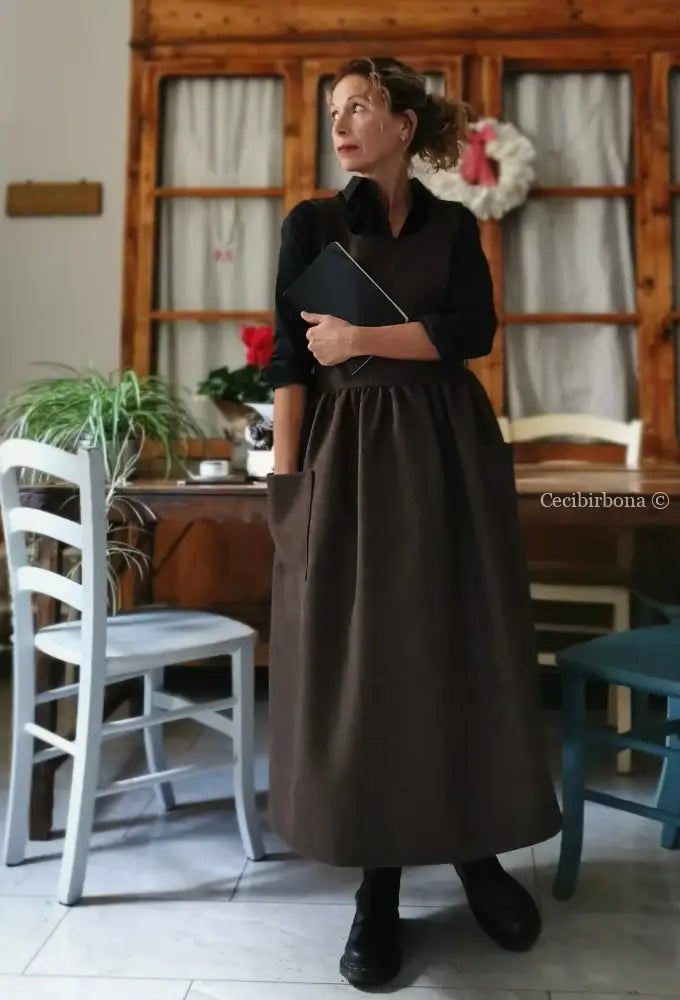 Grembiule in lana tweed marrone (Ref. 443) grembiule donna tessuti moderni